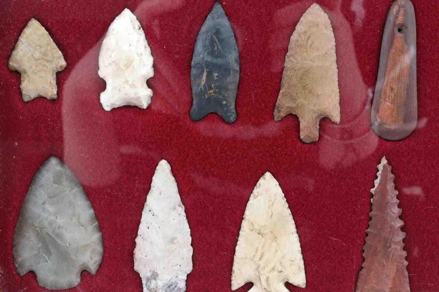 NATIVE AMERICAN ARCHAIC ARROWHEAD POINTS ILLINOIS