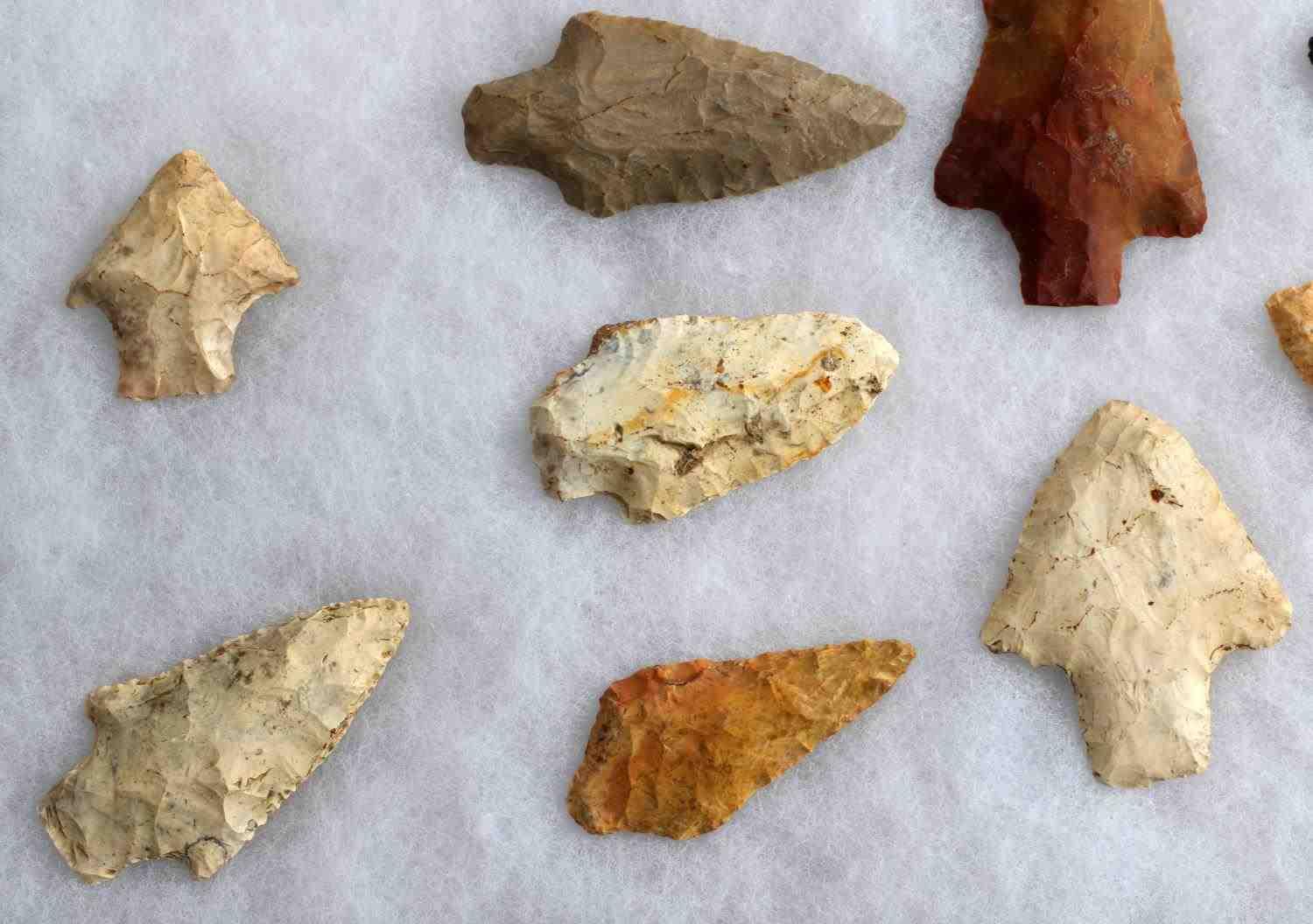 NATIVE AMERICAN GROUND FIND ARROWHEAD LOT OF 21