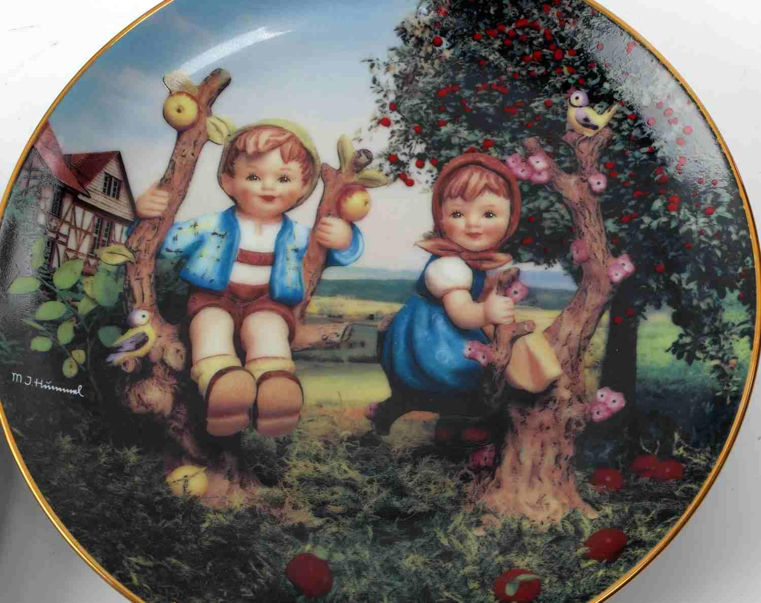 6 HUMMEL DANBURY MINT 1990 HANGING PLATES