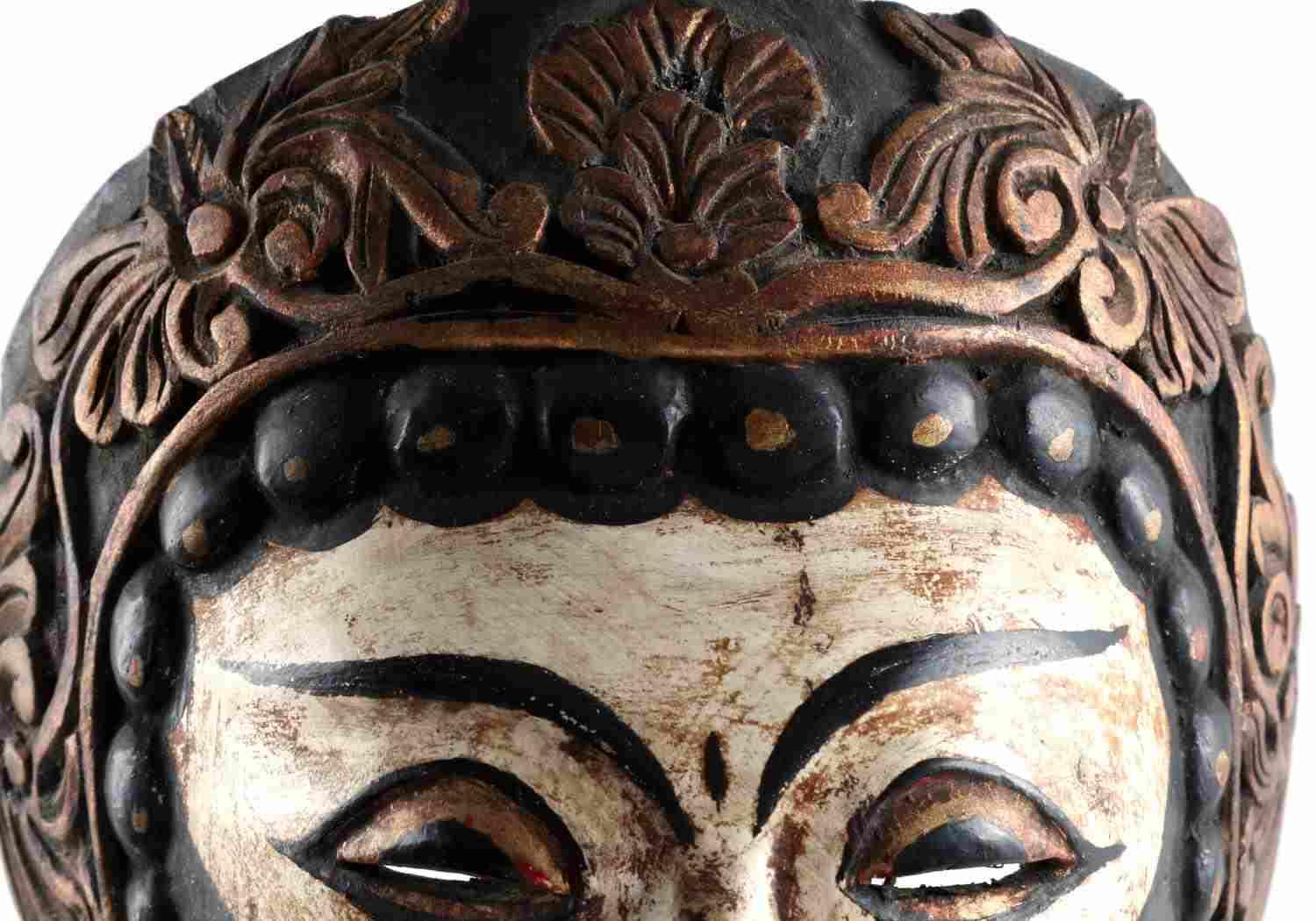 WOODEN BALINESE TRIBAL MASK & METAL BODY STAND