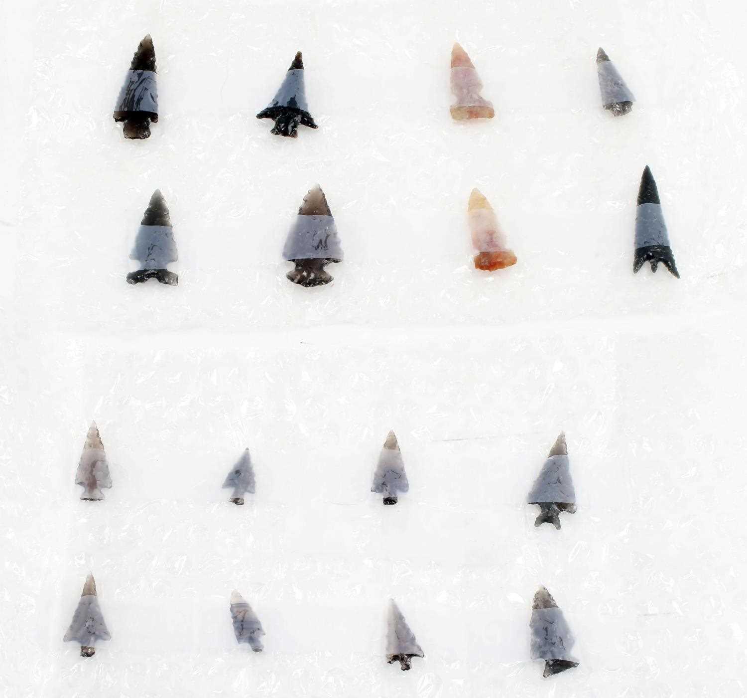 LOT OF 16 ARROWHEAD POINTS FROM OREGON
