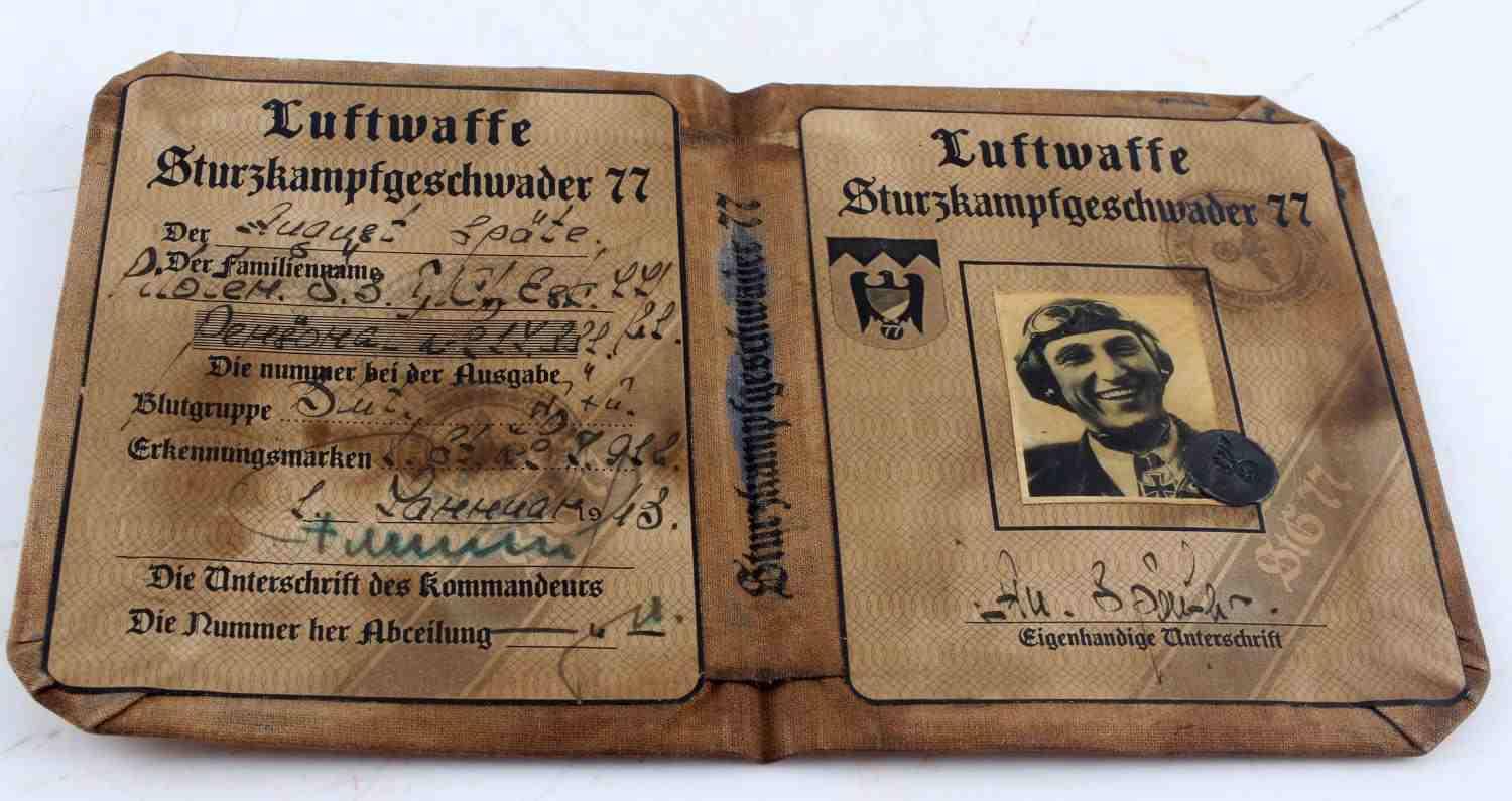 WWII GERMAN 3RD REICH AUSWEIS OF A LUFTWAFFE PILOT