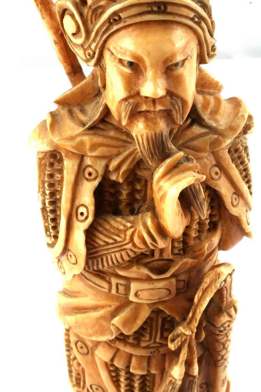 ANTIQUE IVORY JAPANESE SAMARAI WARRIOR FIGURINE