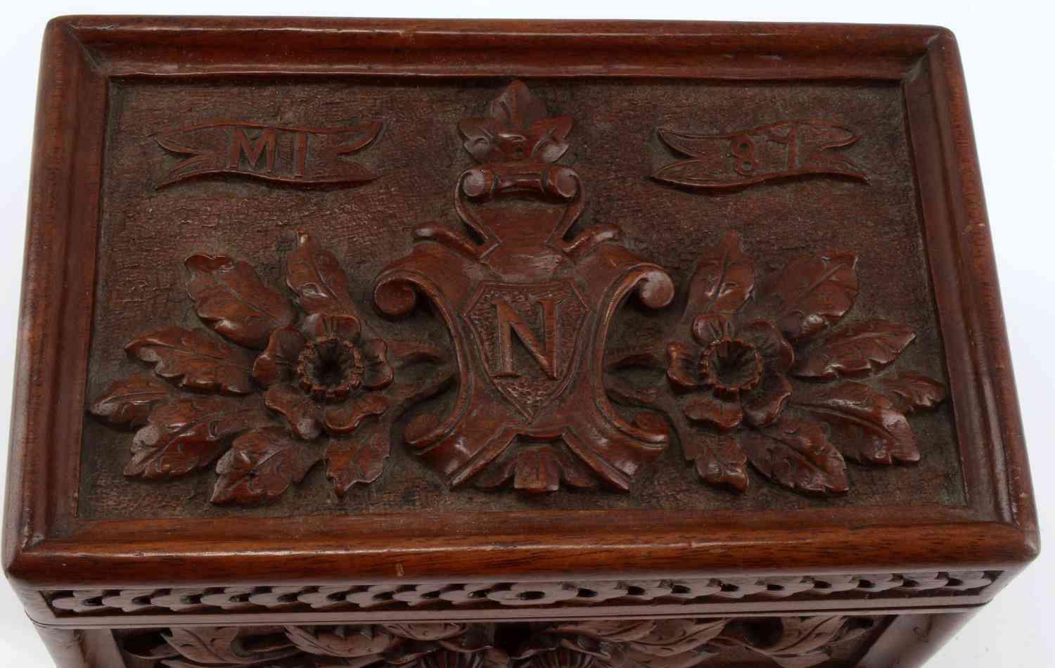 N FAMILY CREST 1887 BOX W IVORY CHALICE