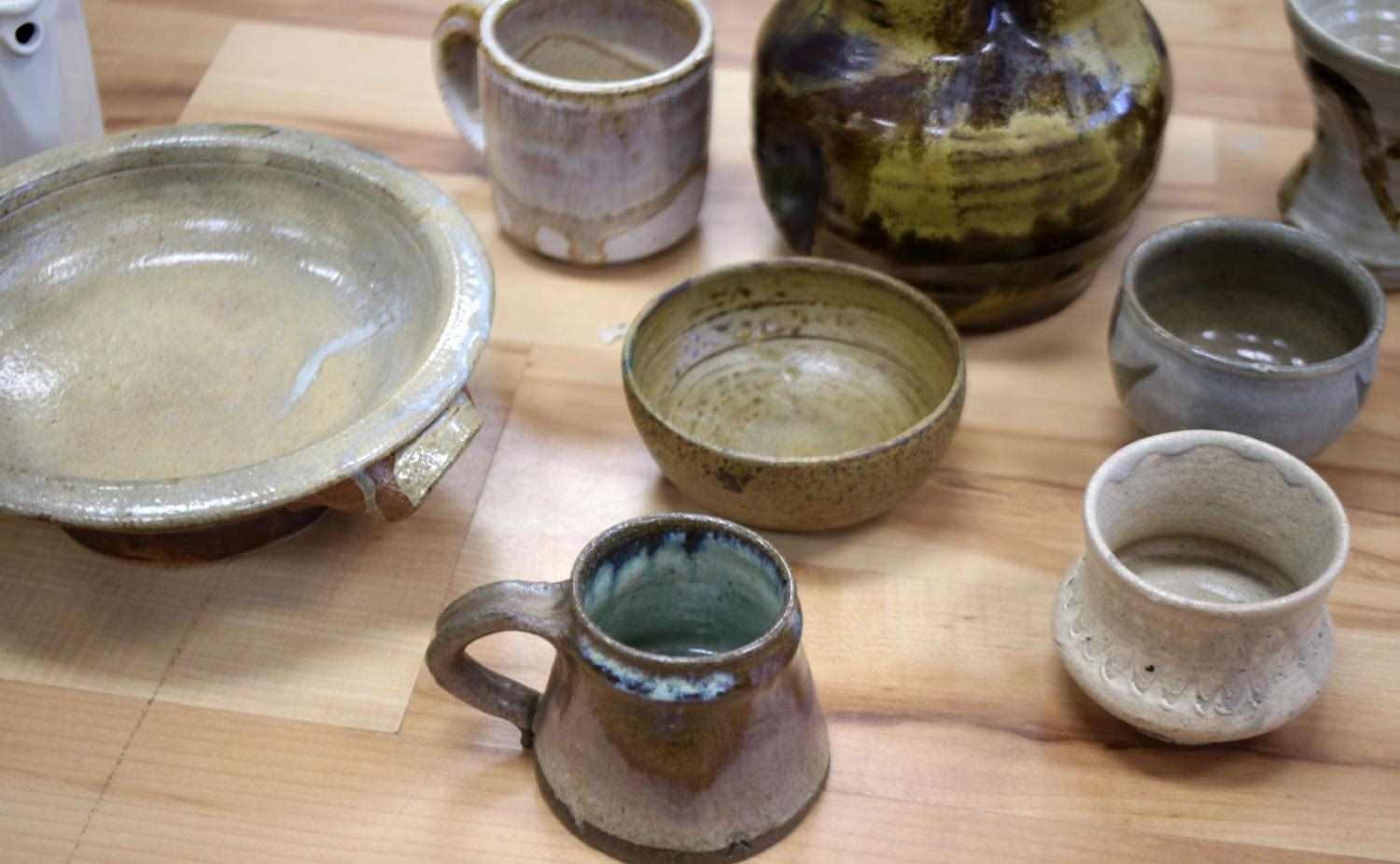 ARTISAN GLAZED CLAY POTTERY CUP AND VESSEL LOT