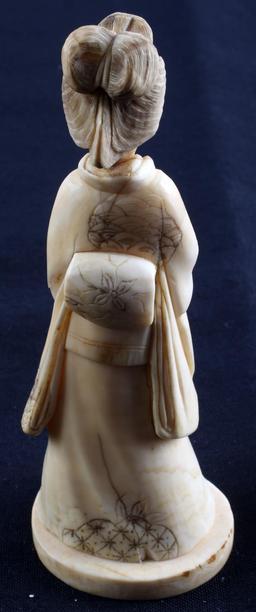 ANTIQUE IVORY FIGURAL MEIJI PERIOD OKIMONO