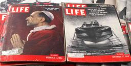 LOT OF 26 WARTIME WWII COLD WAR ERA LIFE MAGAZINES