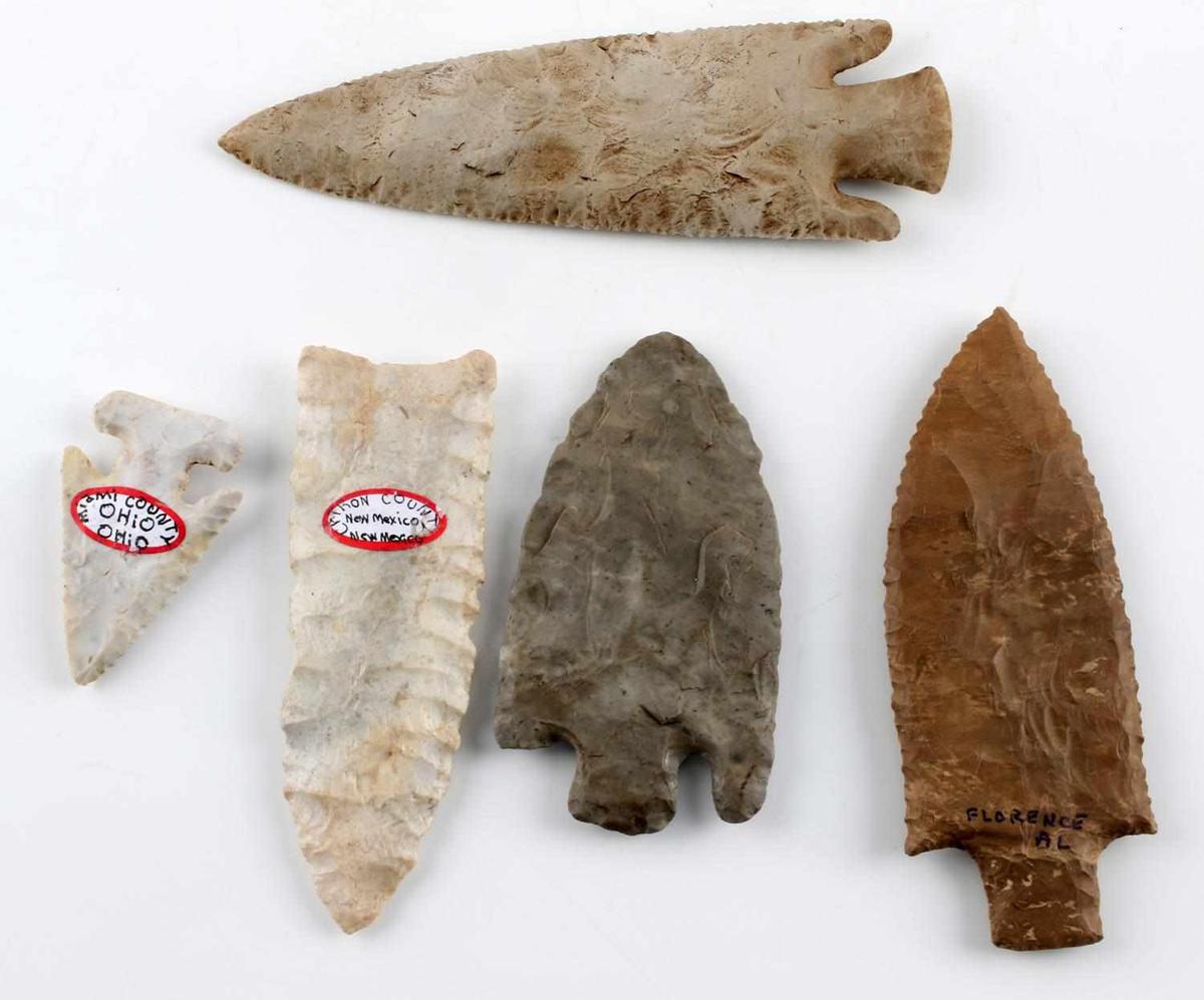 NATIVE AMERICAN FOUND ARROWHEAD LOT OF 5 ARCHAIC