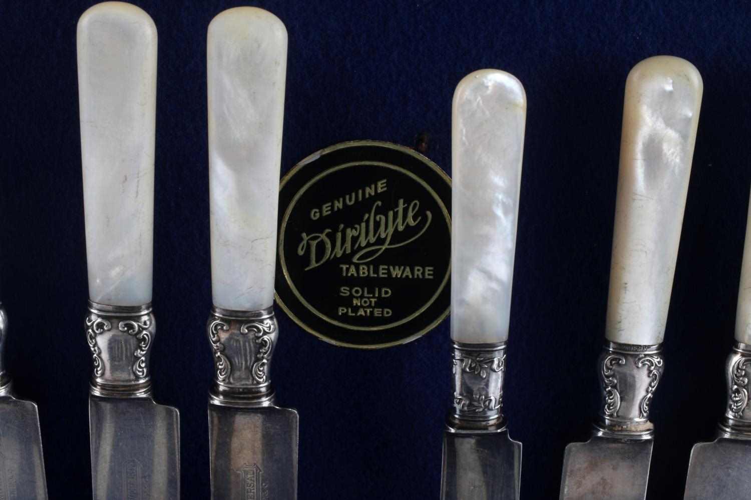 32 ANTIQUE STERLING SILVER PEARL KNIFE FORKS