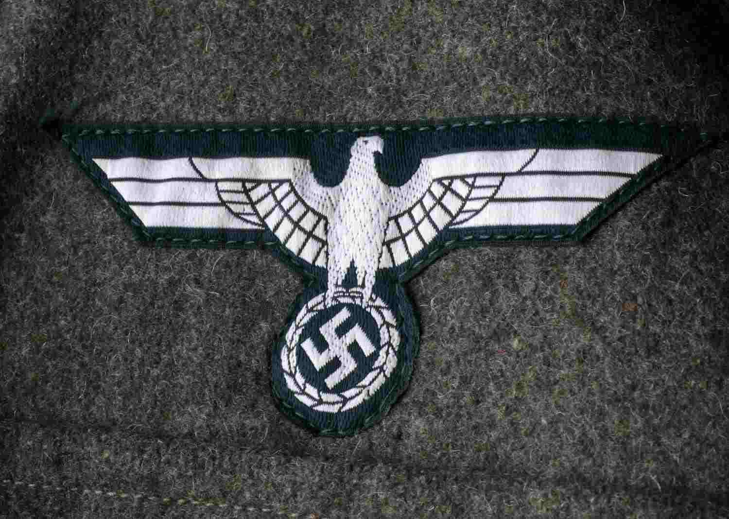 WWII THIRD REICH GERMAN ARMY HEER M40 TUNIC