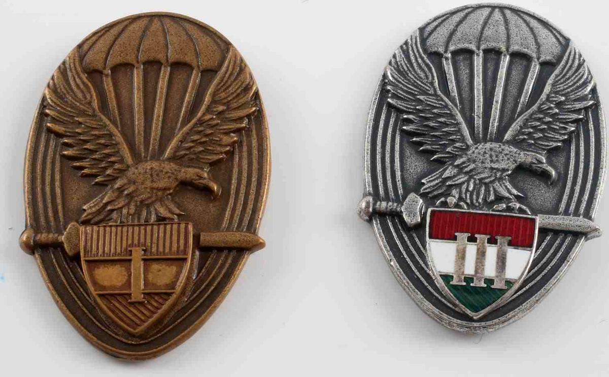 2 POST WAR ITALIAN BRONZE SILVER PARATROOPER BADGE