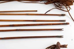 ANTIQUE AFRICAN BUSHMAN IRON TIP ARROWS & QUIVER