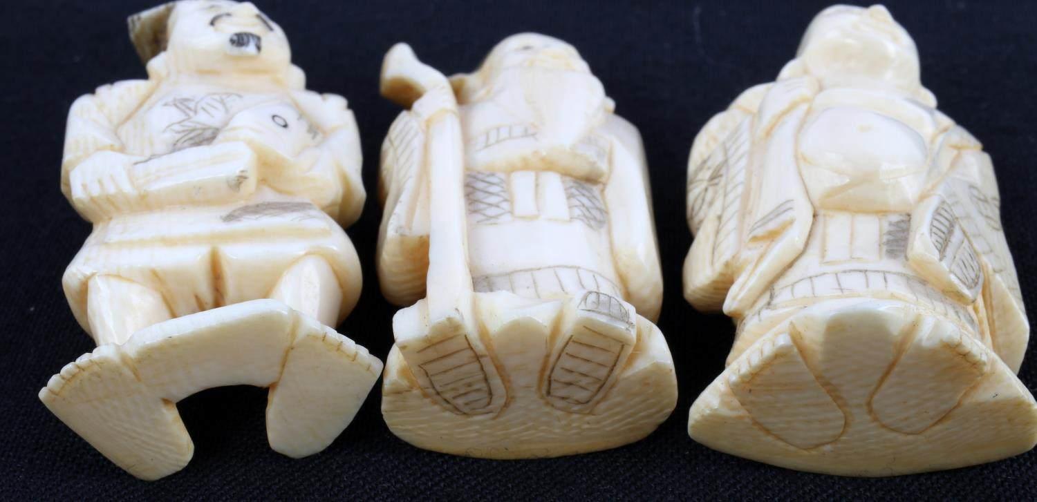 3 ANTIQUE SCULPTED IVORY JAPANESE LUCKY GODS