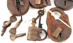 8 ANTIQUE LOCKS 3 SHACKLES SAN QUENTIN YUMA W KEYS