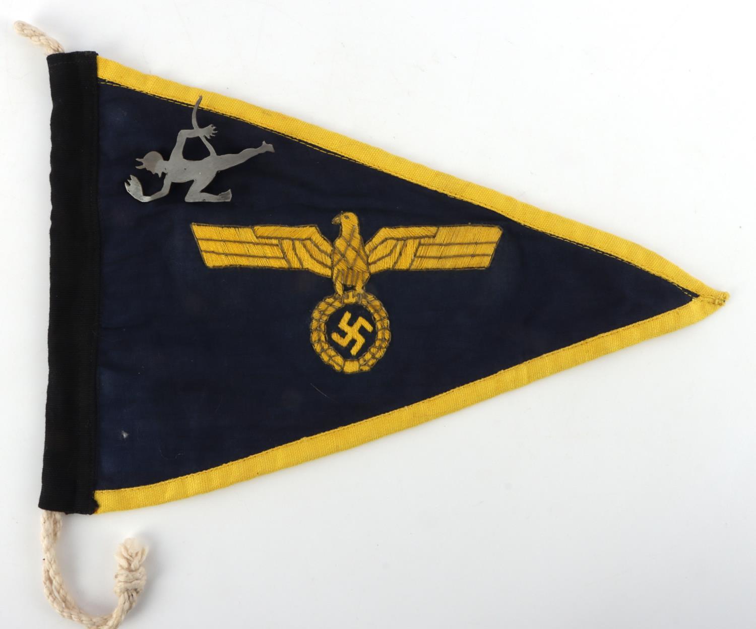 WWII GERMAN U-BOAT U-552 PENNANT & DEVIL BADGE