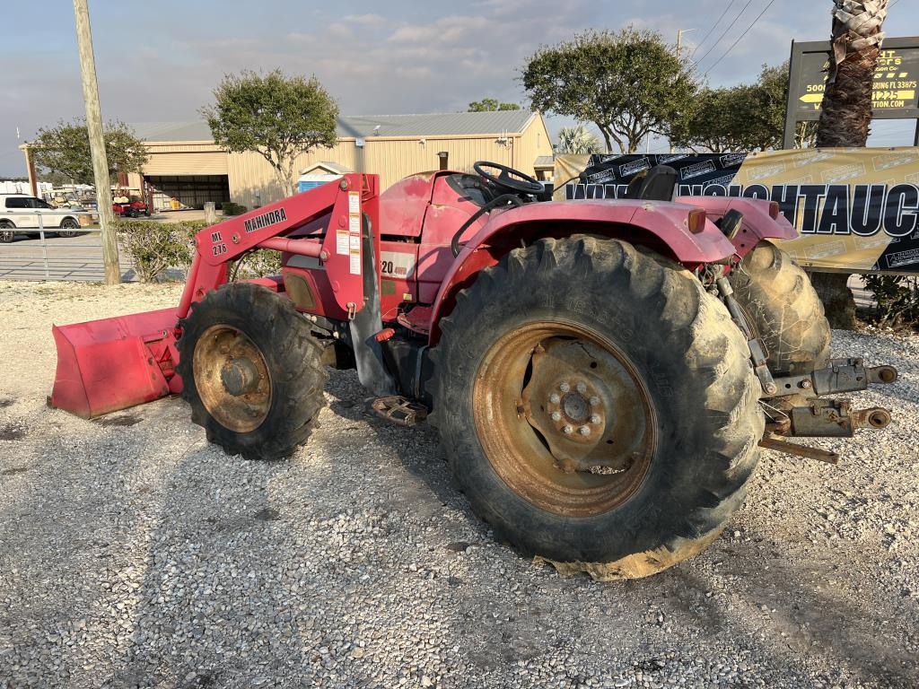 MAHINDRA 7520 TRACTOR R/K