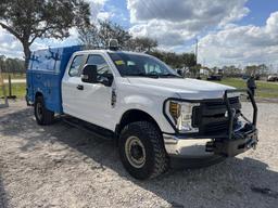 2017 Ford F-350xl Truck W/t R/k