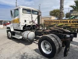 1986 Freightliner Day Cab Semi W/t R/k