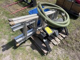 PALLET OF FIFTH WHEEL HITCH, LADDER, MISC