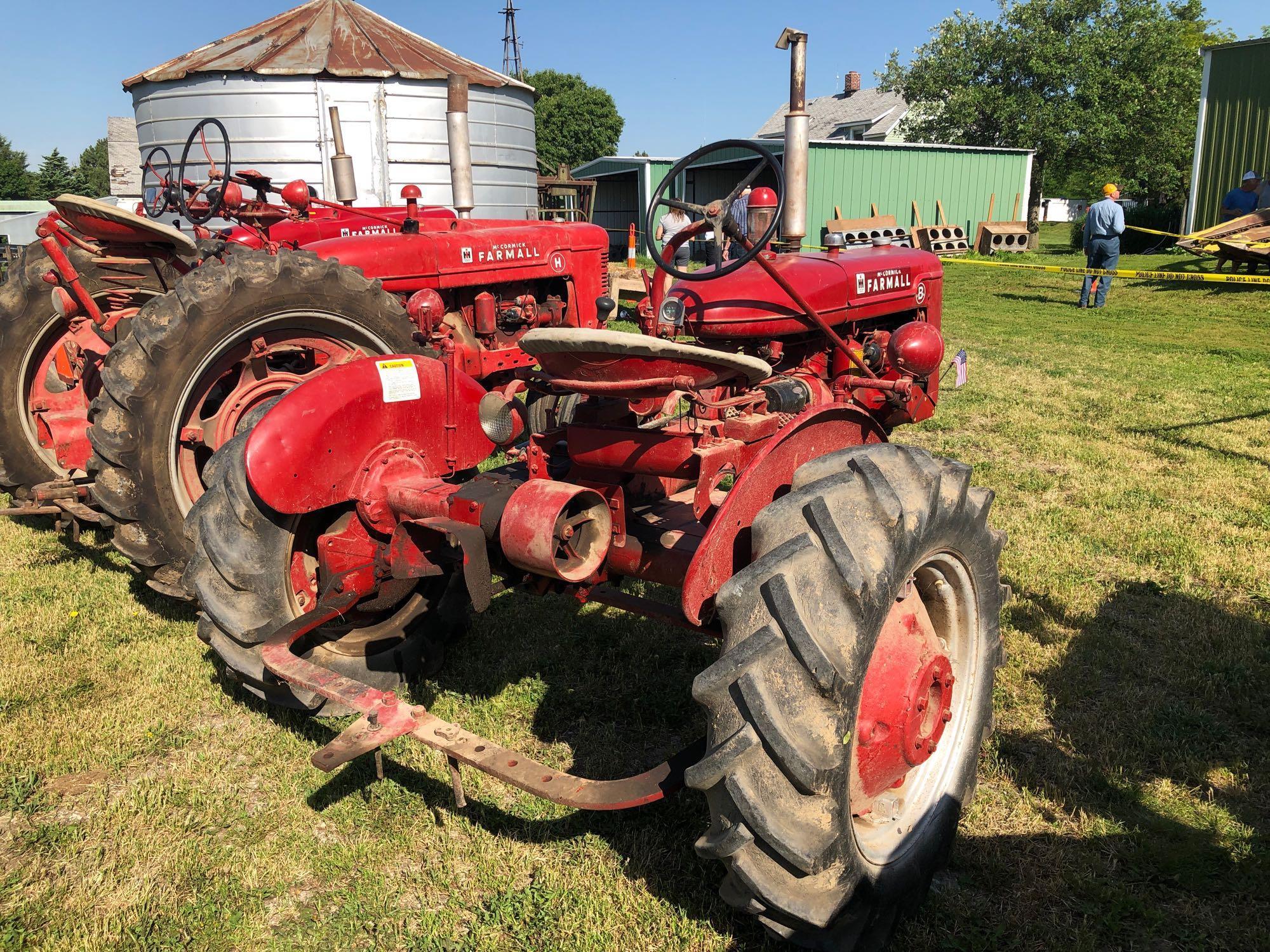 Farmall B Cultivision Narrow Front Tractor, Gas, SN:182916