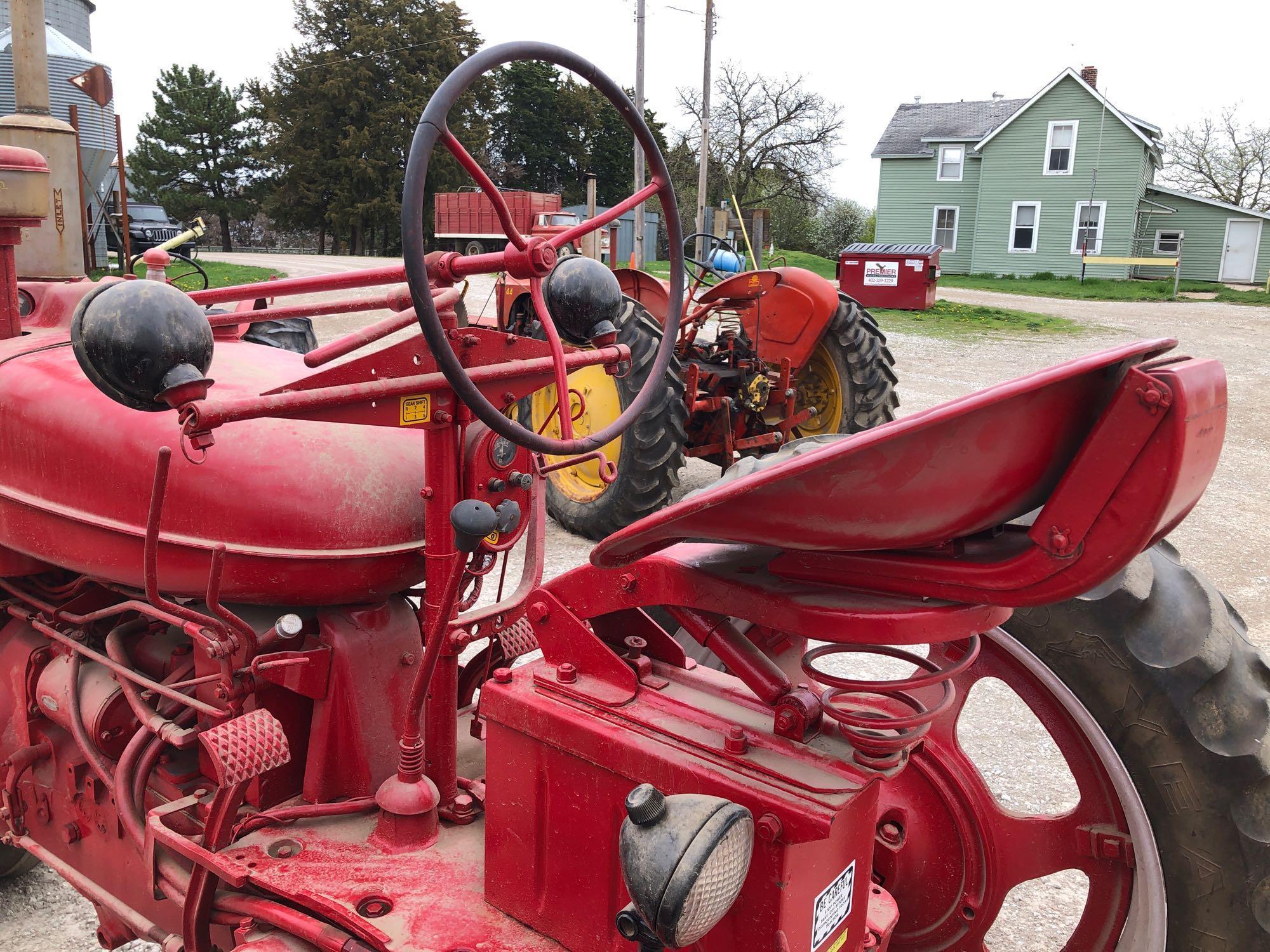 Farmall Super MD Narrow Front Tractor, Diesel, SN:F32559J