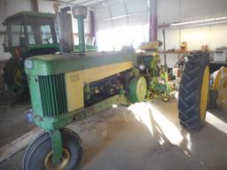 1959 JD 530, Gas