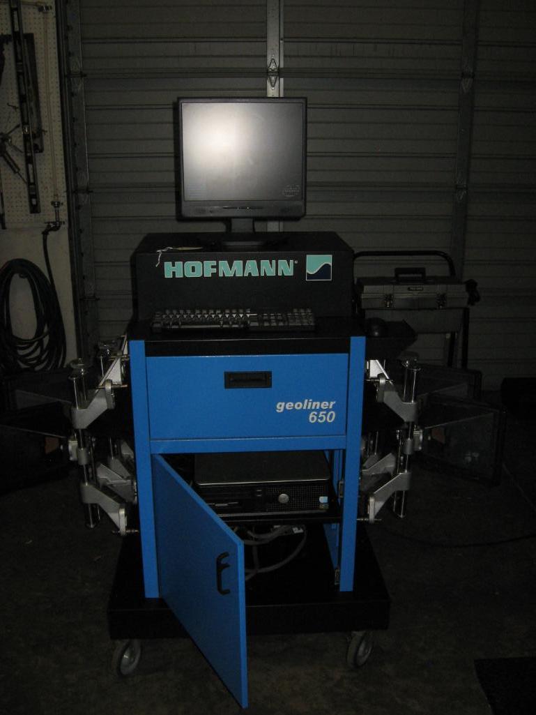 Hofmann Geoliner 650-4 wheel computer alignment machine-3D-Rollback machine w/adjustable height boom