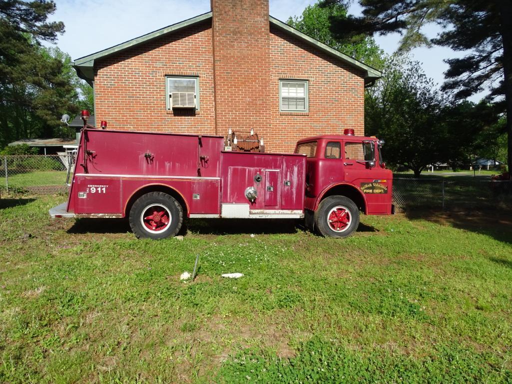 Fire Truck-1974 model 900 American La France. 17,680 miles, VIN #2.1.4111