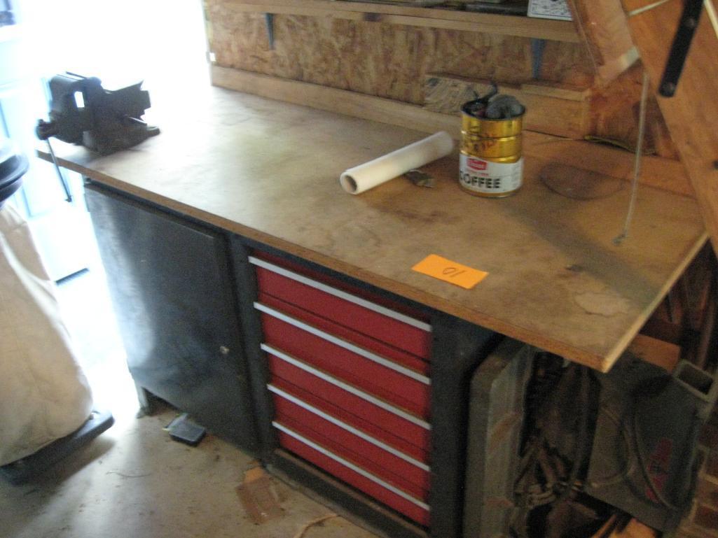 Work Bench w/ Tool Chest & Vise, 5' long x 25" deep x 34" tall Does NOT included tools in drawers.