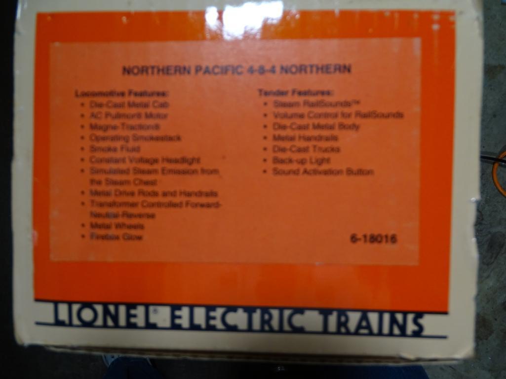 Northern Pacific 4-8-4 Northern Locomotive & Tender, 6-18016,
