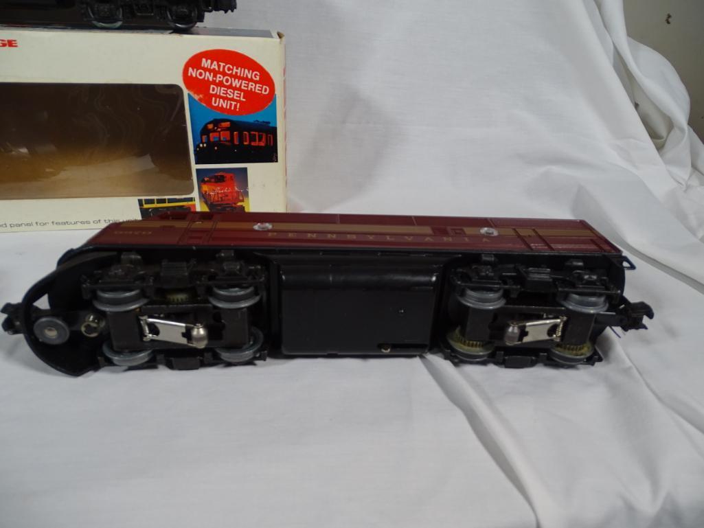 Pennsylvania F3A Dual Motor Diesel & matching non-pwd unit,6-8970 & Tuscan Red Pen F-3B, 6-8060