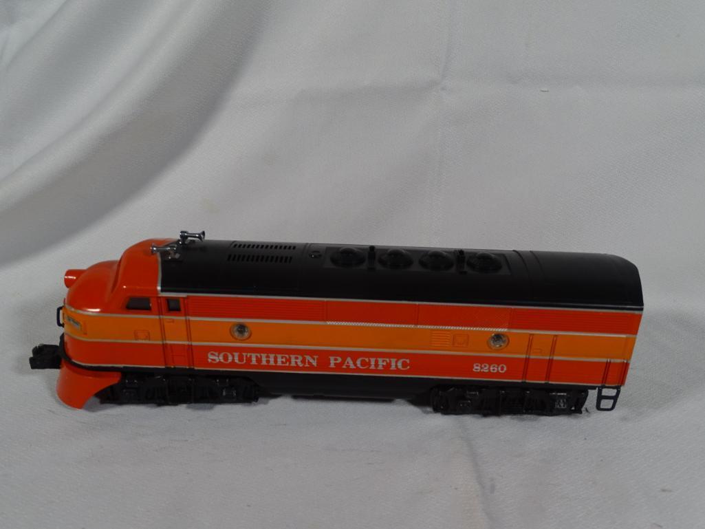 Southern Pacific Daylight F-3AA Dual Motor Diesel Engine& Dummy Unit,6-8260 & 6-8262