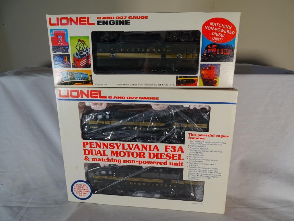 Pennsylvania F3A Dual Motor Diesel & matching non-powd unit, 6-8952 & Green Penn F-3B Dummy, 6-8059