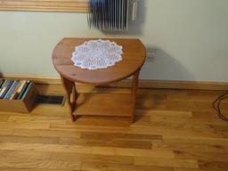 Wooden side table-drop leaf/round. 22" Diameter, 24" tall.