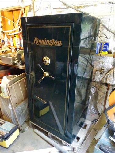 Remington Gun Safe 30" wide 60" tall 22" deep