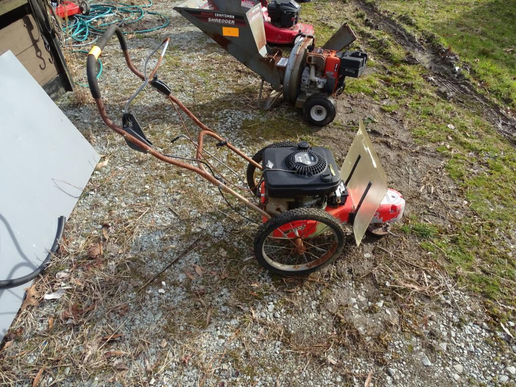 Quantum 5HP Briggs & Stratton lawnmower-may not work