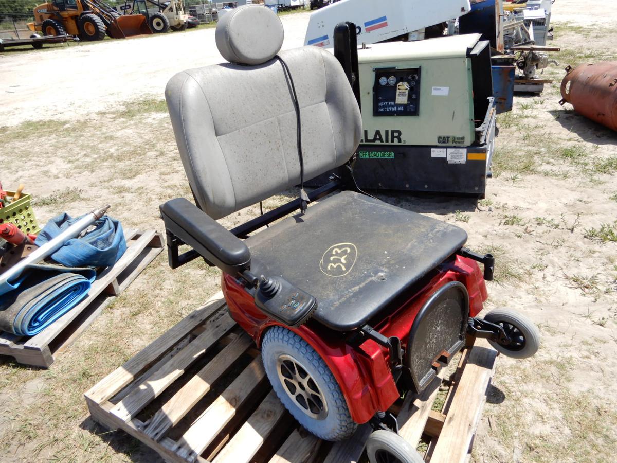 ELECTRIC WHEELCHAIR