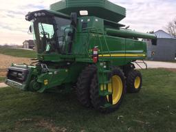 JD 9670 STS Combine