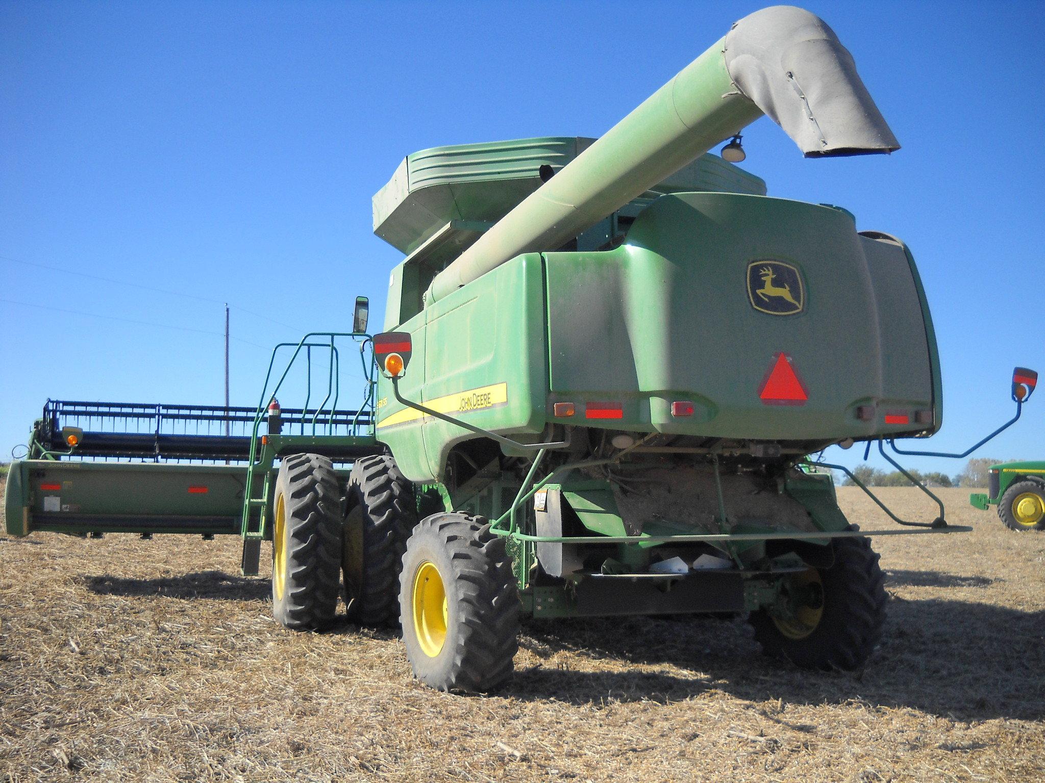 JD 9670 STS Combine