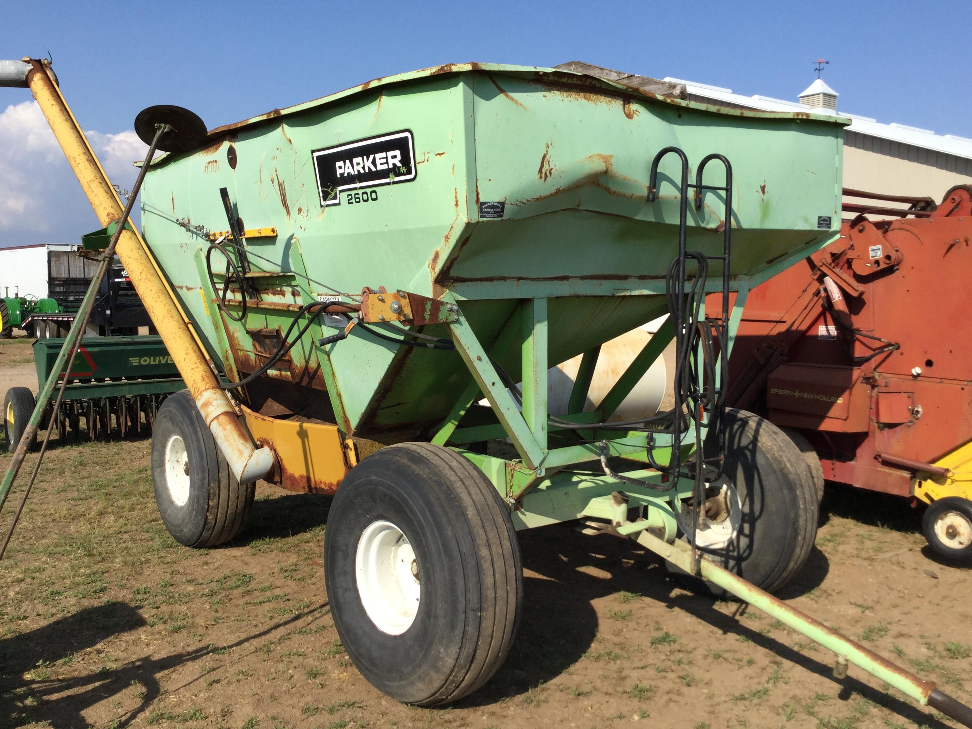 parker # 2600 gravity box and gear w/ auger