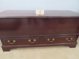 LANE CEDAR LINED CHEST