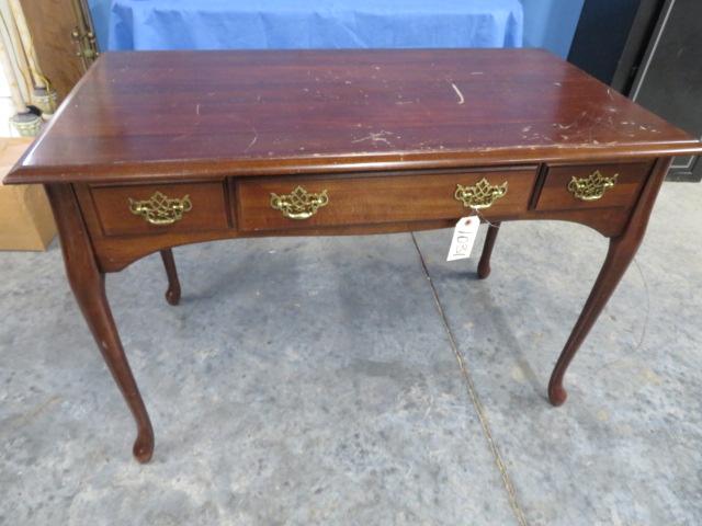 RIVERSIDE FURNITURE WRITING DESK - 25 X 44 X 31- HAS SCRATCHES ON TOP- SEE PHOTO