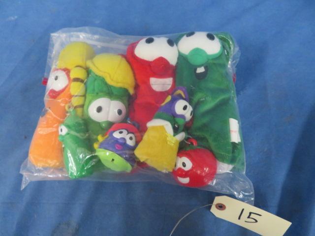 VEGGIE TALE PUPPETS TOYS