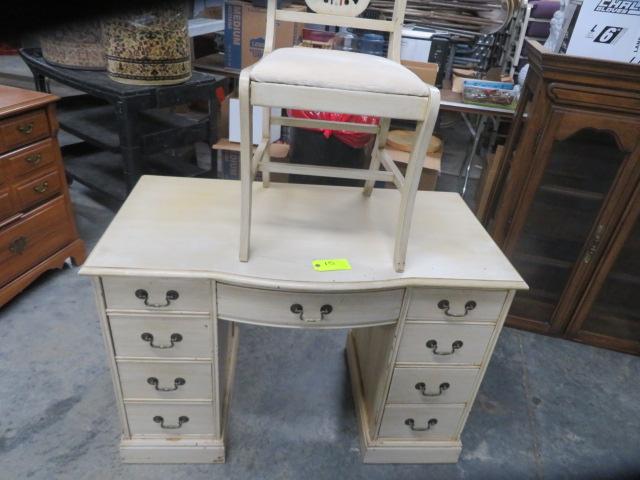 KNEEHOLE DESK W/ HARP BACK CHAIR BY HARMONY HOUSE