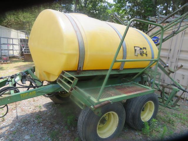 TOP AIR 24 FT. SPRAYER TANDEM SN 2944 750 GAL.