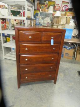 6 DRAWER CHEST OF DRAWERS  34 X 18 X 48 T