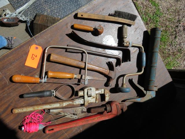 HAND TOOL LOT W/ PIPE WRENCHES, SAWS, J BAR AND MORE