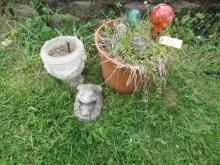 PLANTERS, FROG STATUE