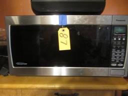 PANASONIC MICROWAVE 22 X 18 X 12