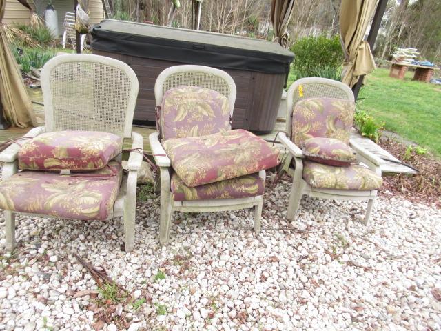 3 OUTDOOR CHAIRS